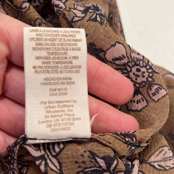 Free People Boho flows Floral Print Top, fall colors, sz. Small - Picture 11 of 11